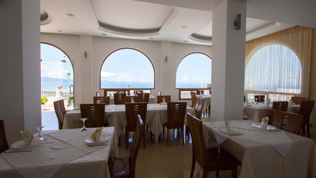 Paradise Lukova Hotel Экстерьер фото