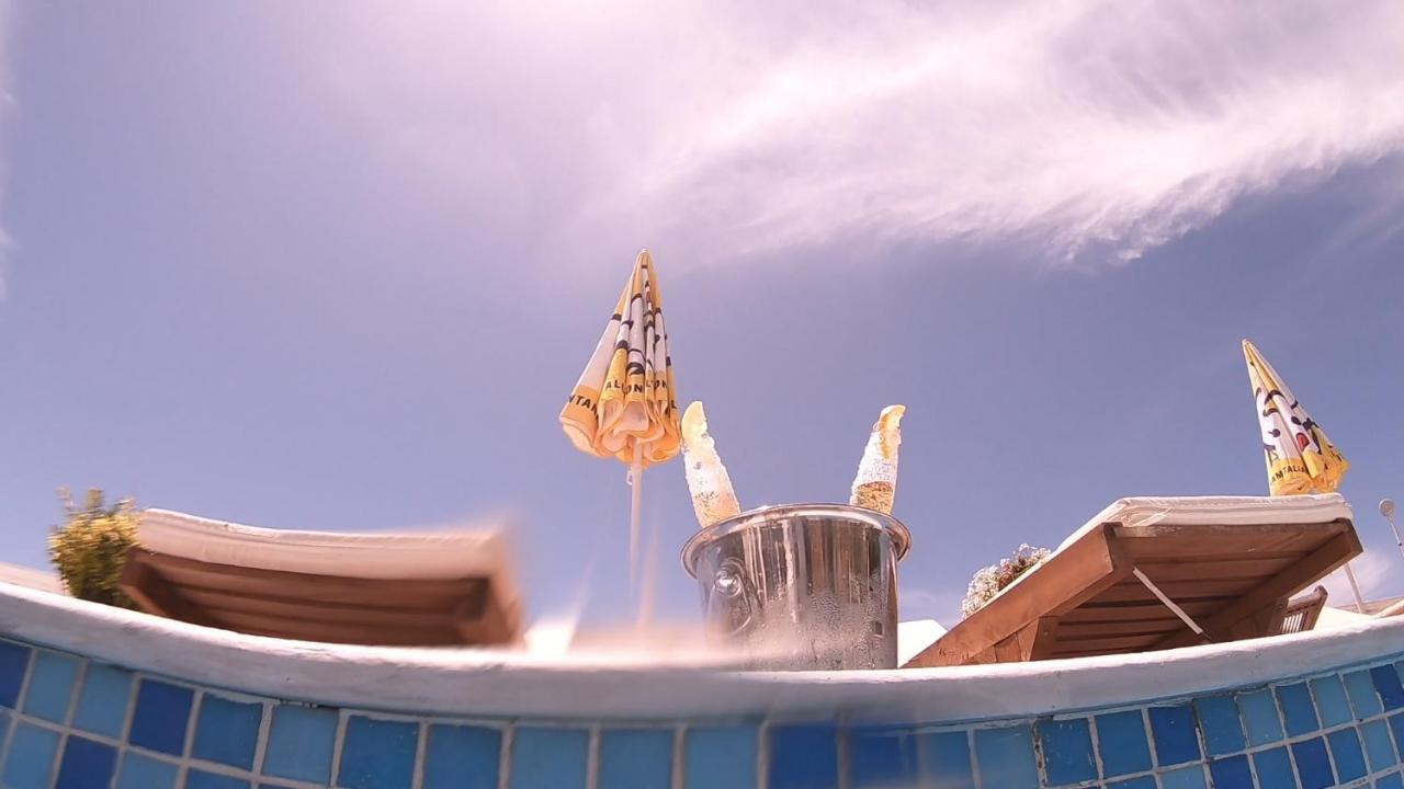 Paradise Lukova Hotel Экстерьер фото