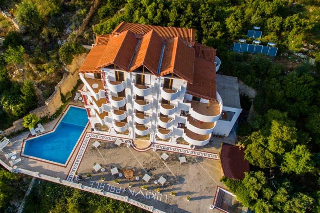 Paradise Lukova Hotel Экстерьер фото
