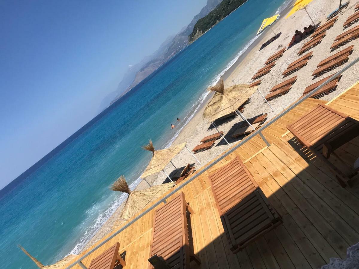 Paradise Lukova Hotel Экстерьер фото
