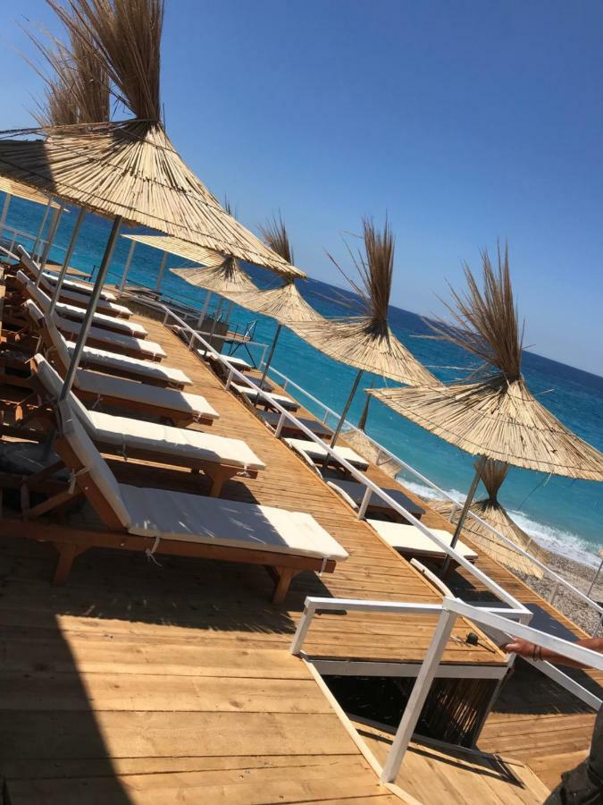 Paradise Lukova Hotel Экстерьер фото